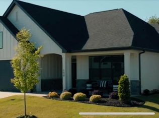 150 Winding Rock Rd, Simpsonville, SC 29680