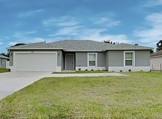 525 NW Floresta Dr, Pt Saint Lucie, FL 34983