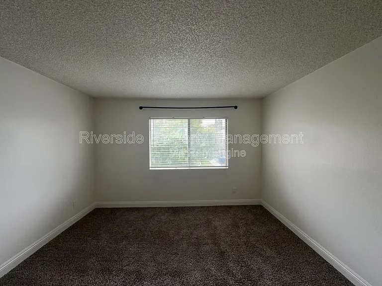 2255 Cahuilla St #105 — Photo 20
