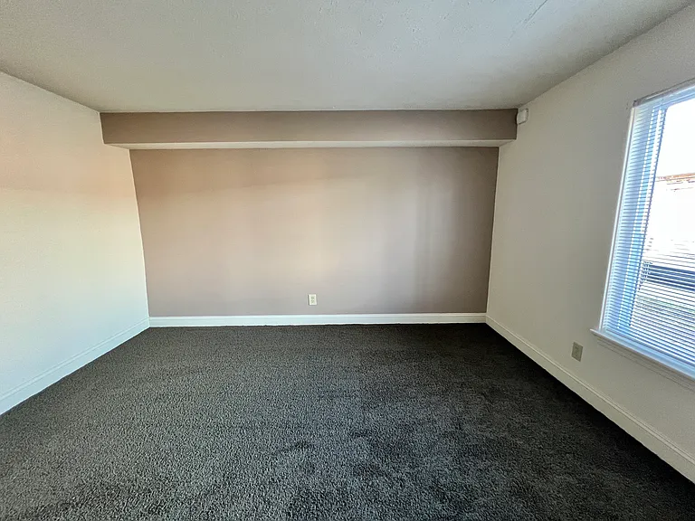 Derby Run Apartments — Photo 31