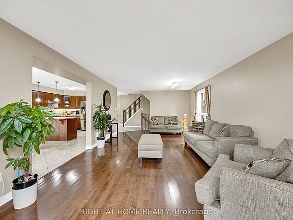 4th image of 3184 Pomeroy Ln