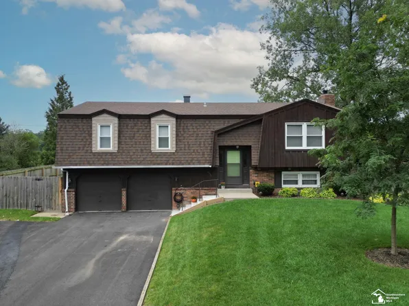 6533 Cheltenham Dr, Temperance, MI 48182