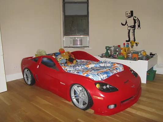 Rented by Beekman Street Realty | media 13