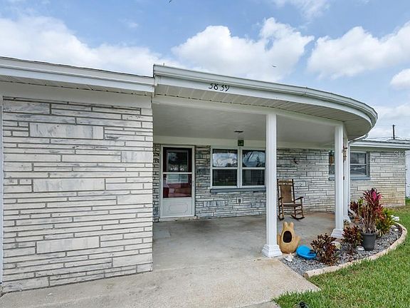 4th image of 3839 Cedarwood Dr