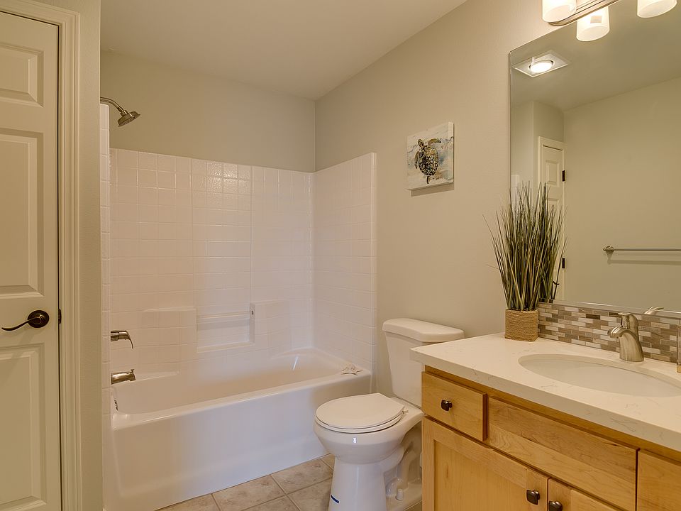 1st image of 6422 165th Pl SE