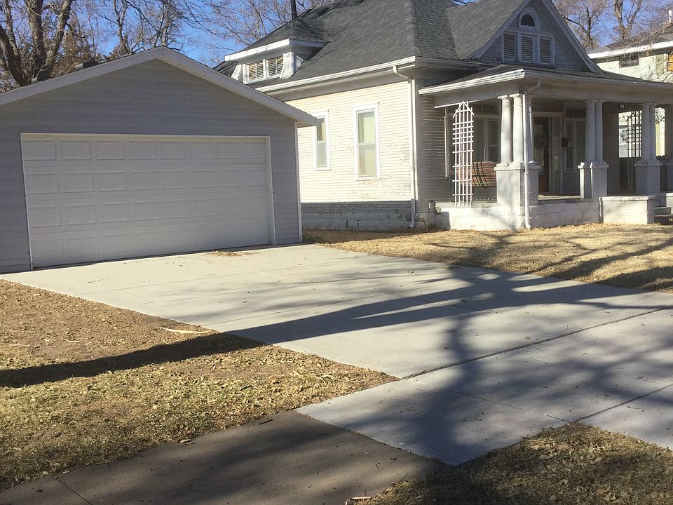 1st image of 148 S 11th St