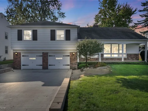 20049 Mercedes Ave, Rocky River, OH 44116