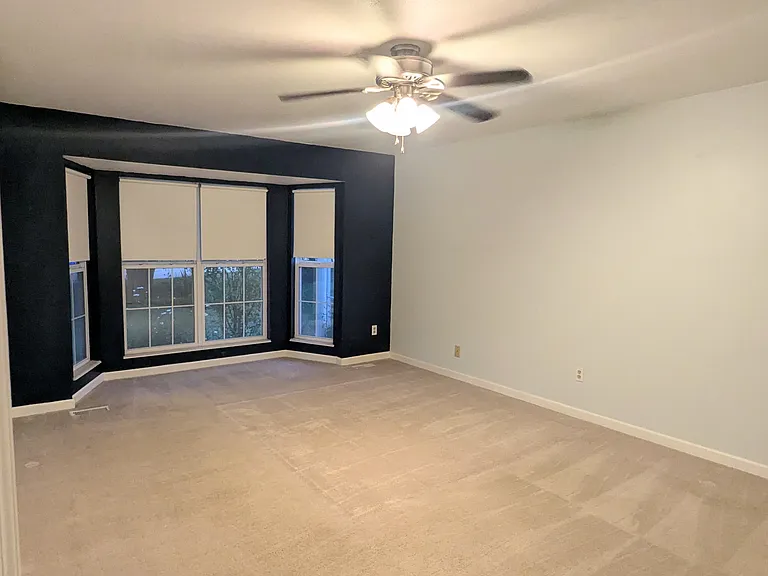 1061 Mitchell Way — Photo 5
