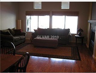 2nd image of 8112 Silk Bargain St