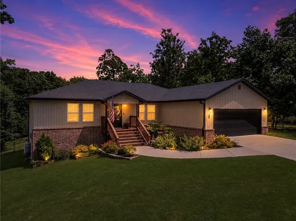 4 Callander Ln, Bella Vista, AR 72715