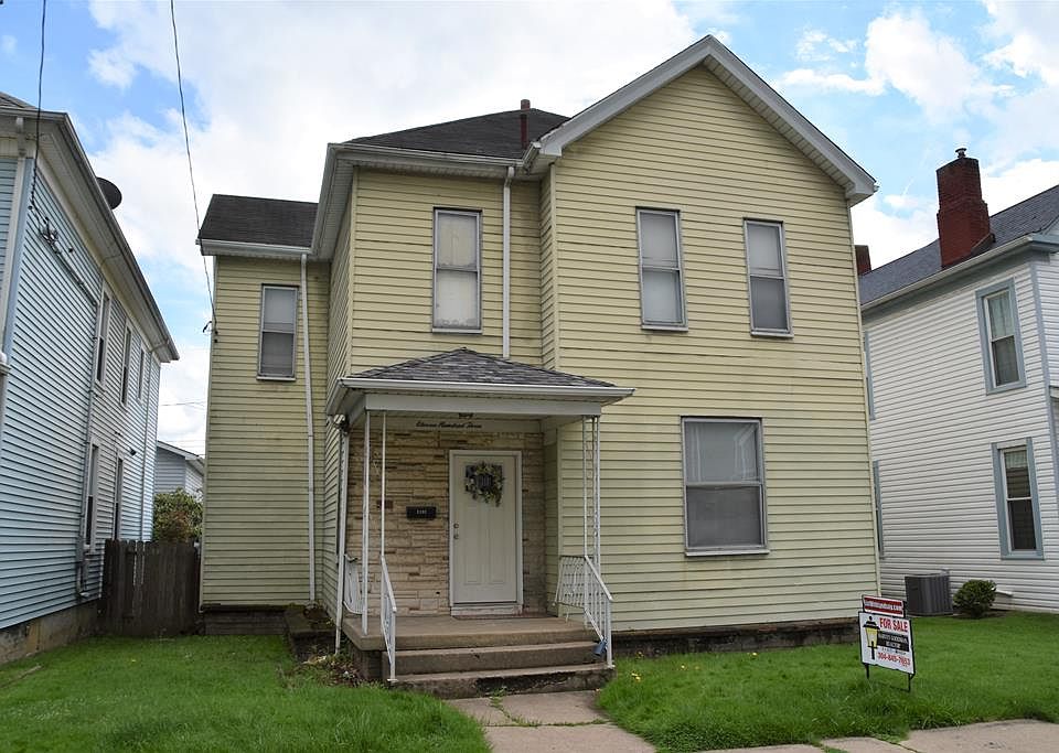 1st image of 1103 7th St