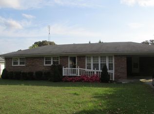 510 Budd St, Saint Joseph, TN 38481