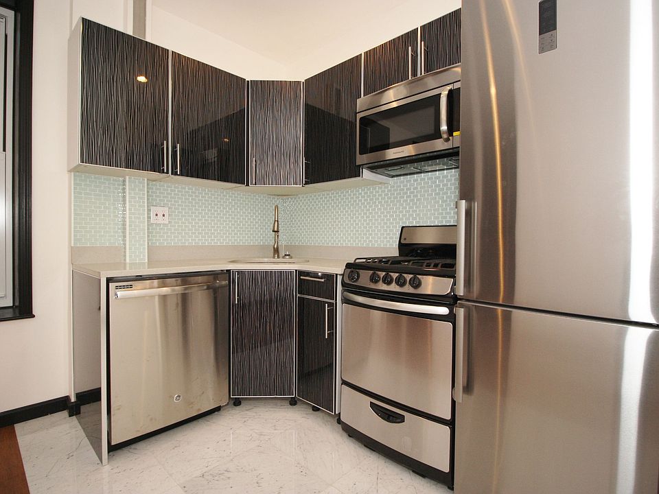 1st image of 186 E 2nd St APT 15