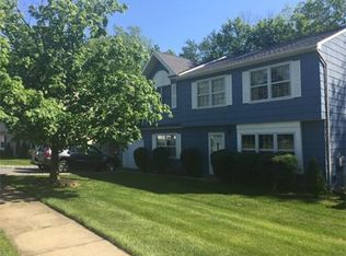 48 Netherwood Cir, Edison, NJ 08820