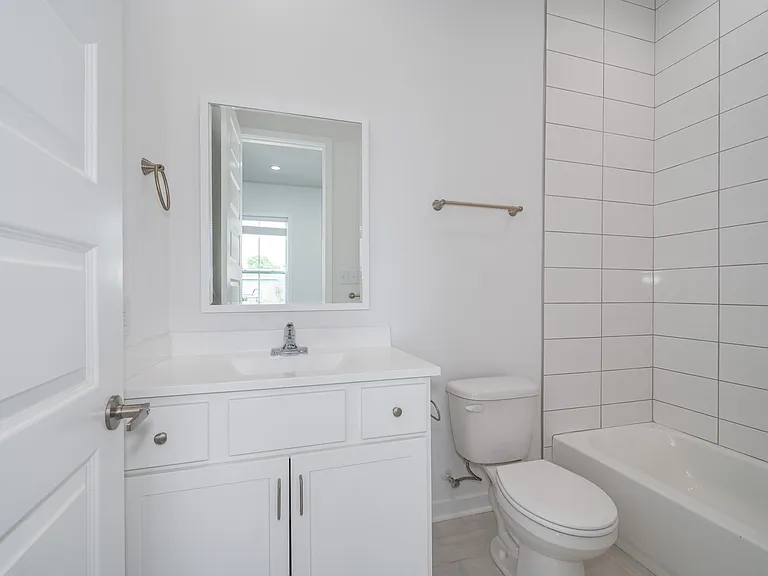 Breeze Hill by JBG Rentals — Photo 34