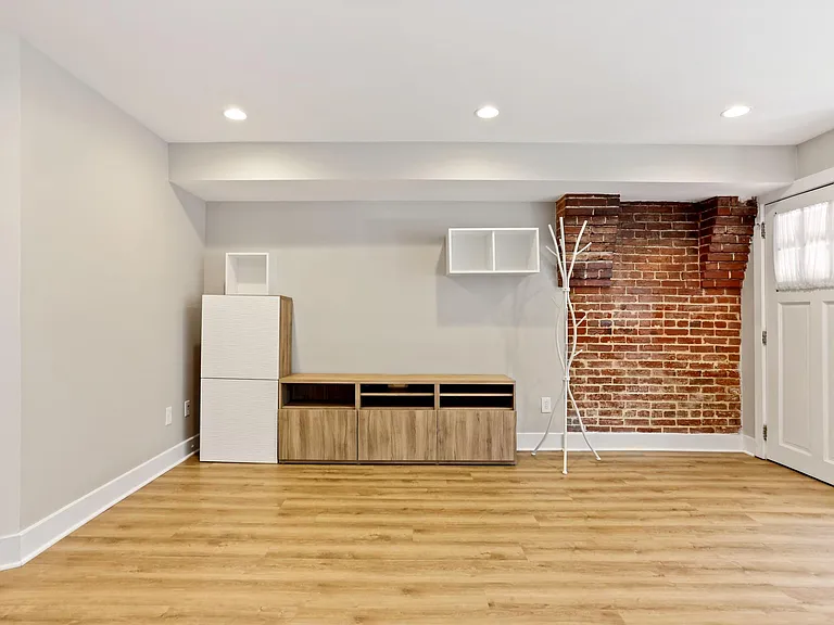 Living room/new floor