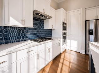 2114 Wenge Ln, Dallas, TX 75219