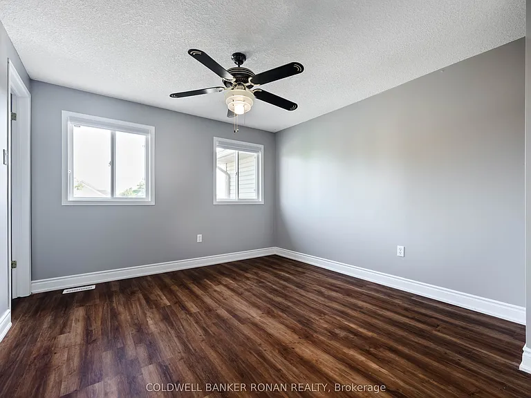 77 Montgomery Blvd — Photo 24