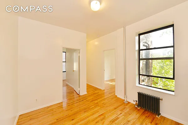 Rented by Compass | media 9