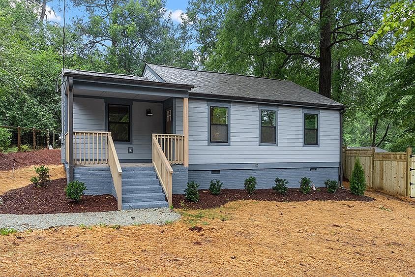 1st image of 1117 W Lakewood Ave