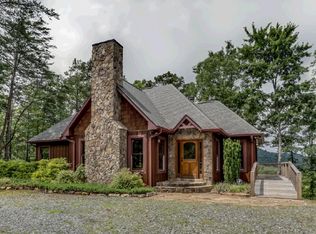 105 Park Glen Ln, Mineral Bluff, GA 30559