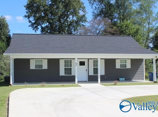 69 Keef Ave, Rainsville, AL 35986