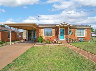 3 E Anchor Dr, Sayre, OK 73662