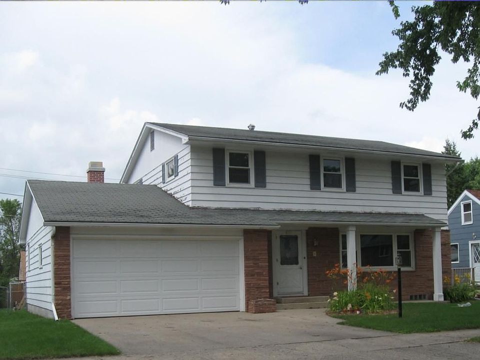 1st image of 405 Giles Pl