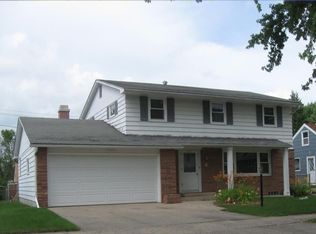 405 Giles Pl, Albert Lea, MN 56007