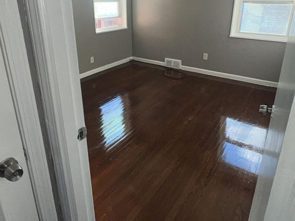 5th image of 12641 W Outer Dr #1
