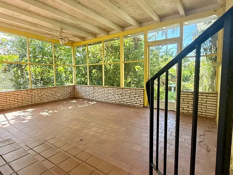 1235 Jefferson St — Photo 28