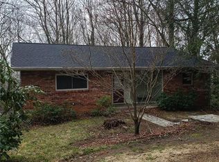 17 Hillcrest Ln, Black Mountain, NC 28711