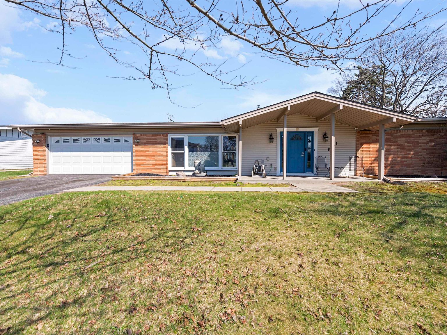 8161 Tamarack Dr, Shelby Township, MI 48317 | Zillow