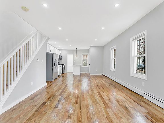 4th image of 153-02 119th Ave #1FAM
