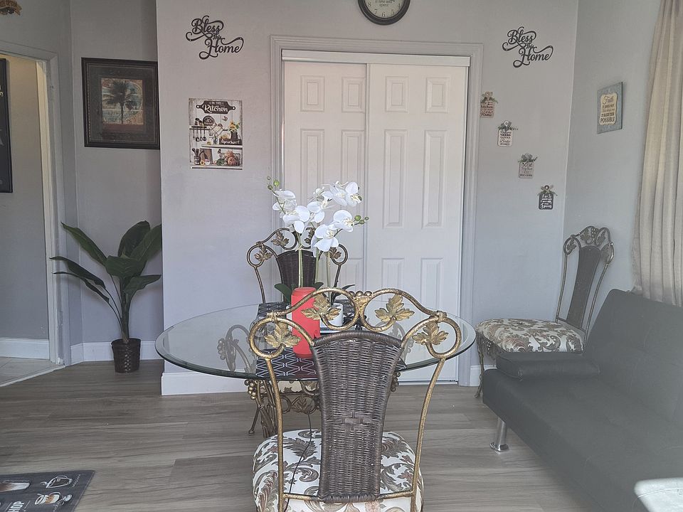 1st image of 2648 Bahama Dr