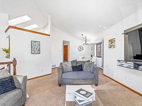 5th image of 8117 Irving Ave N