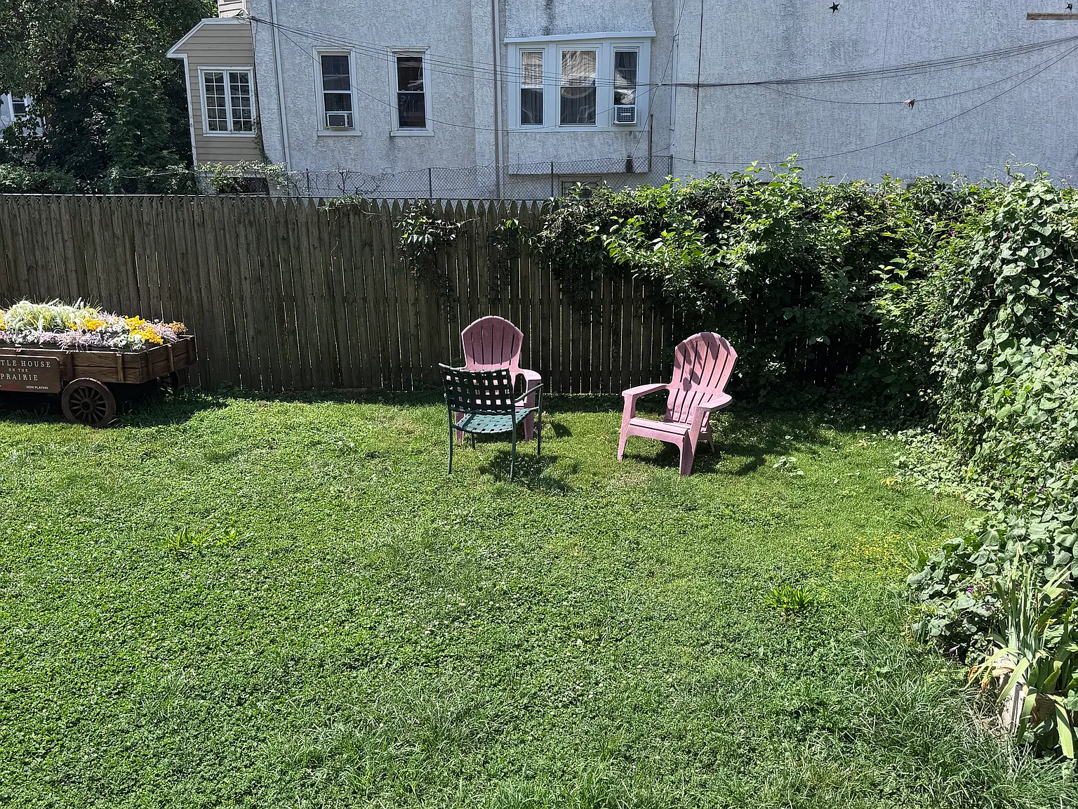 1 bed, 900 sqft, $1,450 — Photo 2
