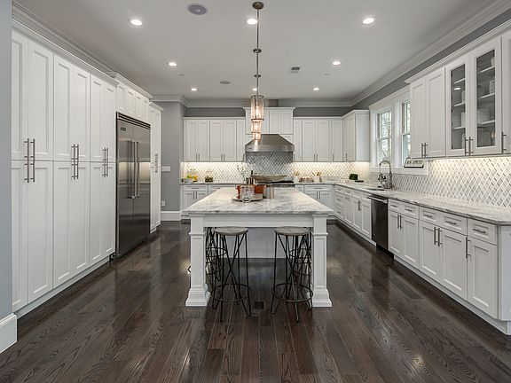 Gourmet Kitchen