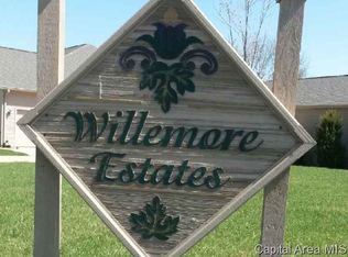 137 Huntington Dr, Auburn, IL 62615