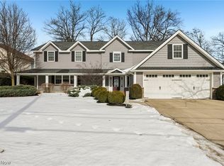 31436 Lake Rd, Bay Village, OH 44140