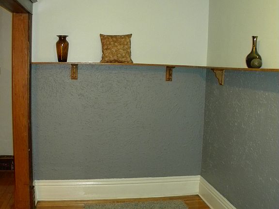 4th image of 2616 Taylor St NE #1