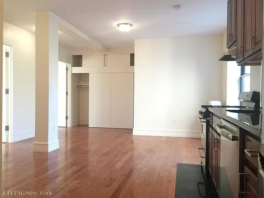 Rented by Living New York | media 17