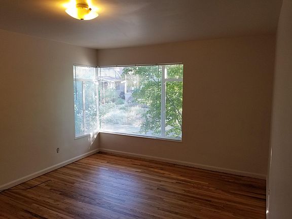 3rd image of 788 E 5th Ave APT 3