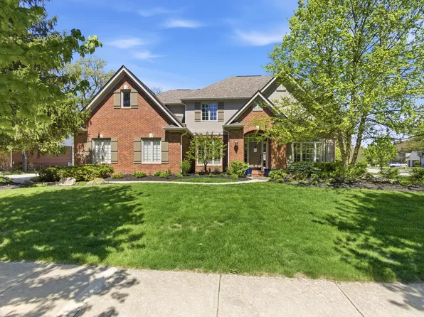 9980 Woodlands Dr, Fishers, IN 46037