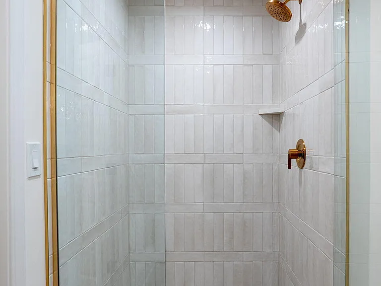 3711 Shadow Glen Ct — Photo 21