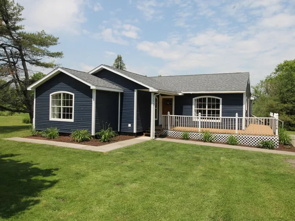 6564 Main St, Westport, NY 12993