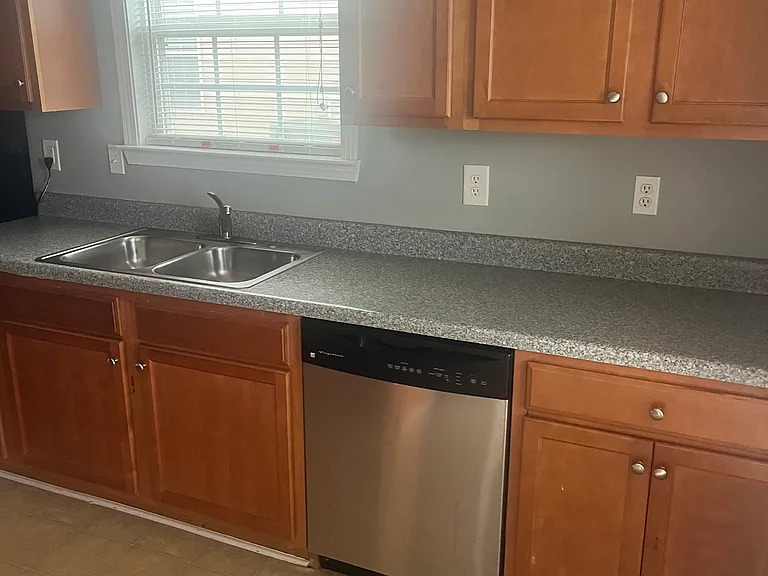 1596 Buffington Way — Photo 2