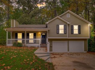 39 King Charles Rd, Dallas, GA 30157