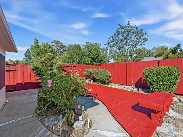 3948 Majestic Dr, Concord, CA 94519