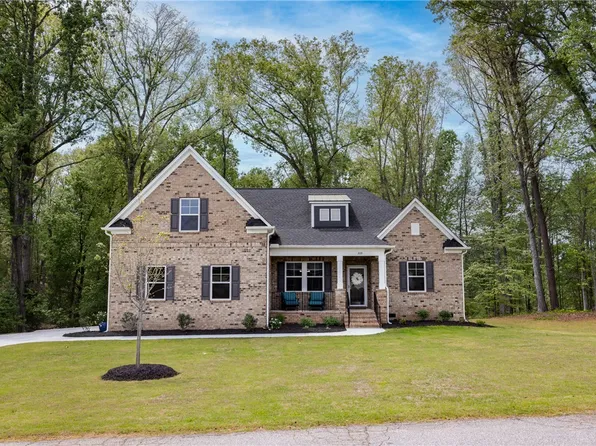 209 Eagles View Dr, Seneca, SC 29678